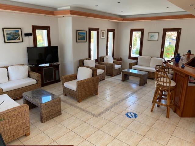 Kyma Hotel Marathókambosz Kültér fotó